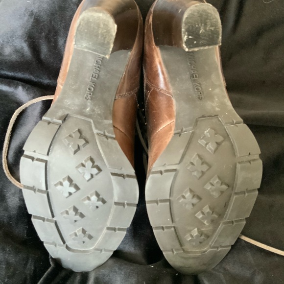 Michael Kors Brown high heel ankle boots - Picture 5 of 5